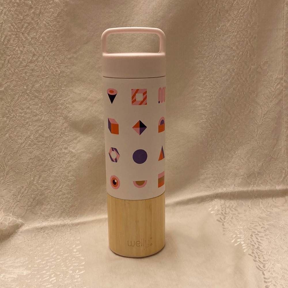 WellyTraveler Insulated Hot/Cold Bottle 18 oz Artist Series